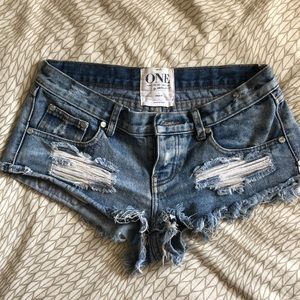 One Teaspoon Trashwhores denim shorts!!